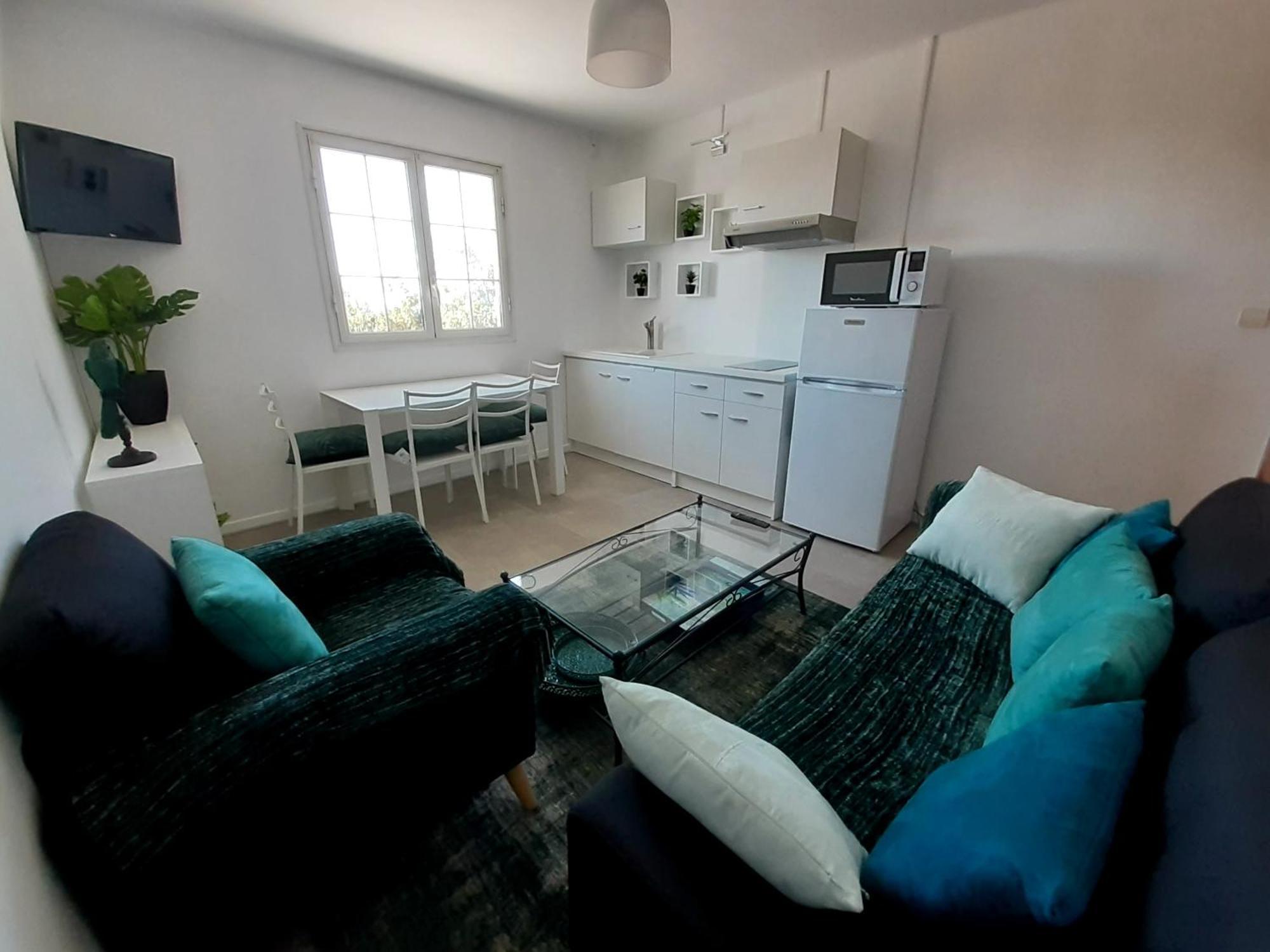 Joli Appartement, Piscine, Jacuzzi Sainte-Suzanne المظهر الخارجي الصورة